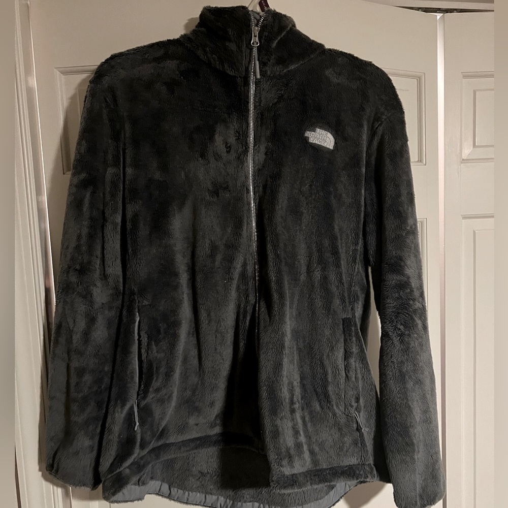 Lightly worn North Face fleece zipper jacket.